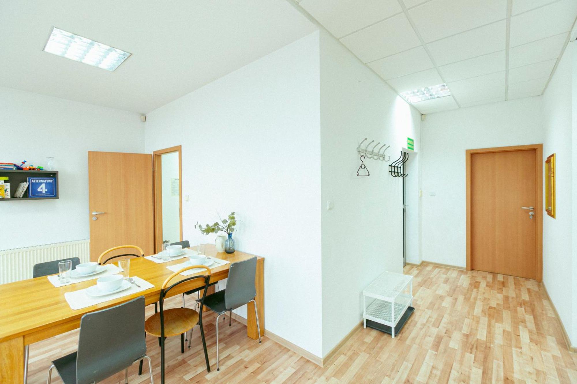 Hostel Metro Kabaty Varşova Dış mekan fotoğraf