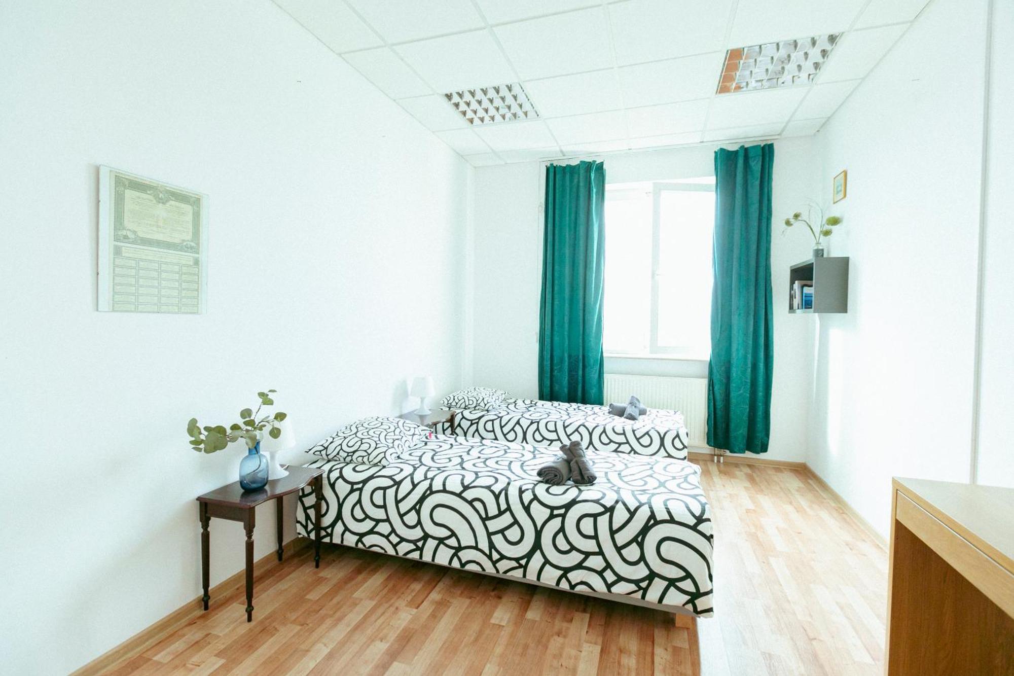 Hostel Metro Kabaty Varşova Dış mekan fotoğraf