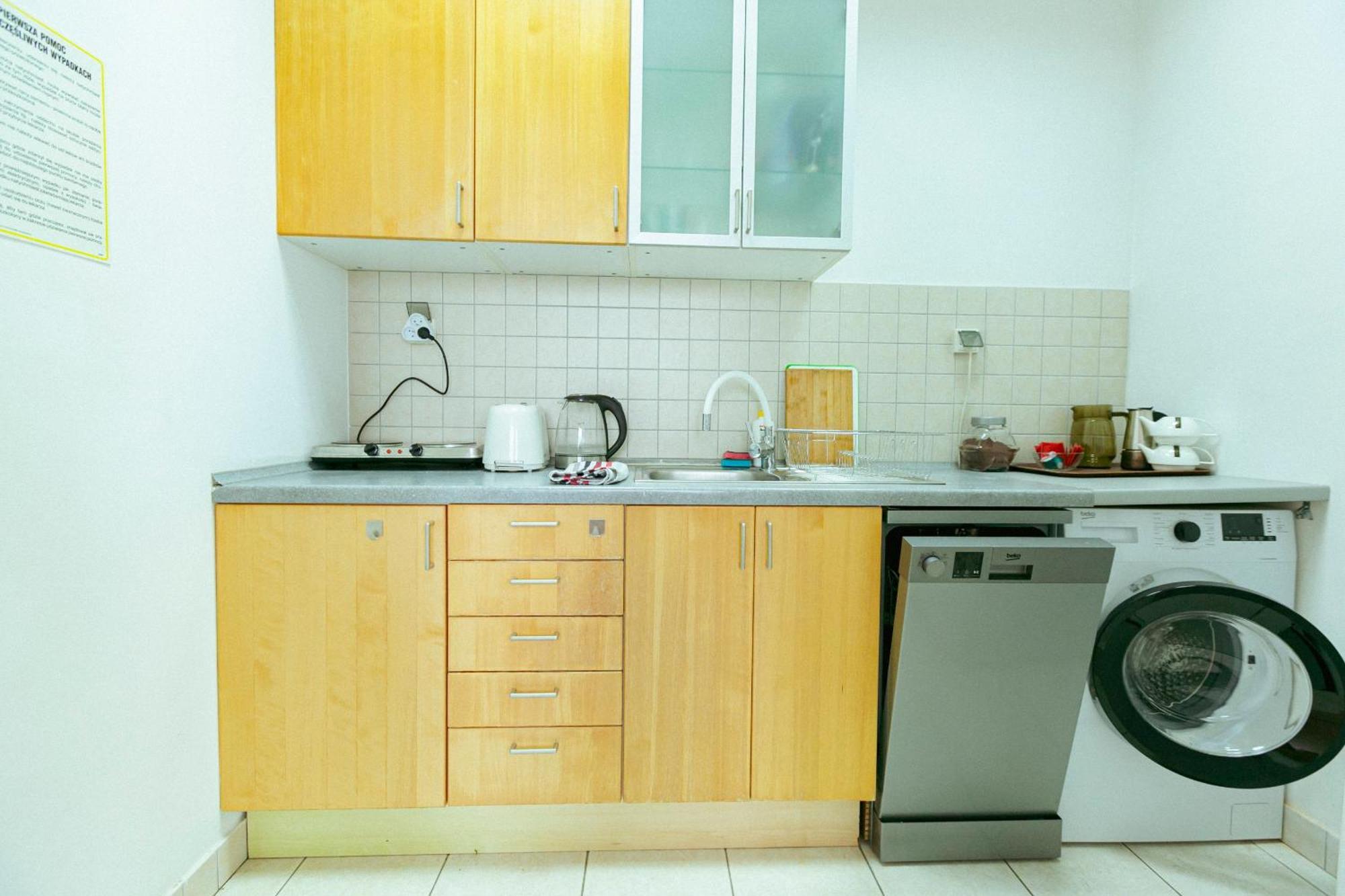 Hostel Metro Kabaty Varşova Dış mekan fotoğraf
