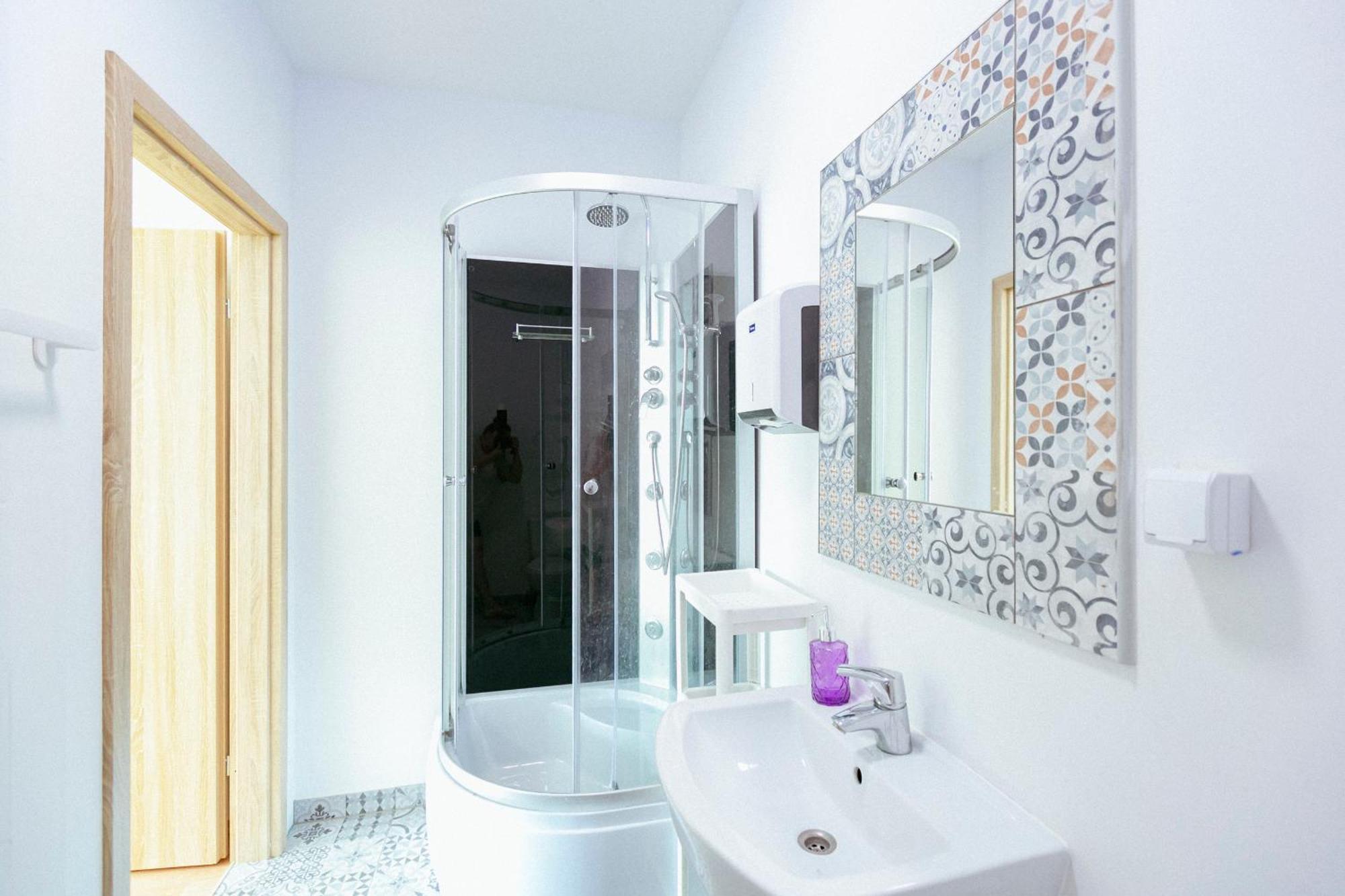 Hostel Metro Kabaty Varşova Dış mekan fotoğraf