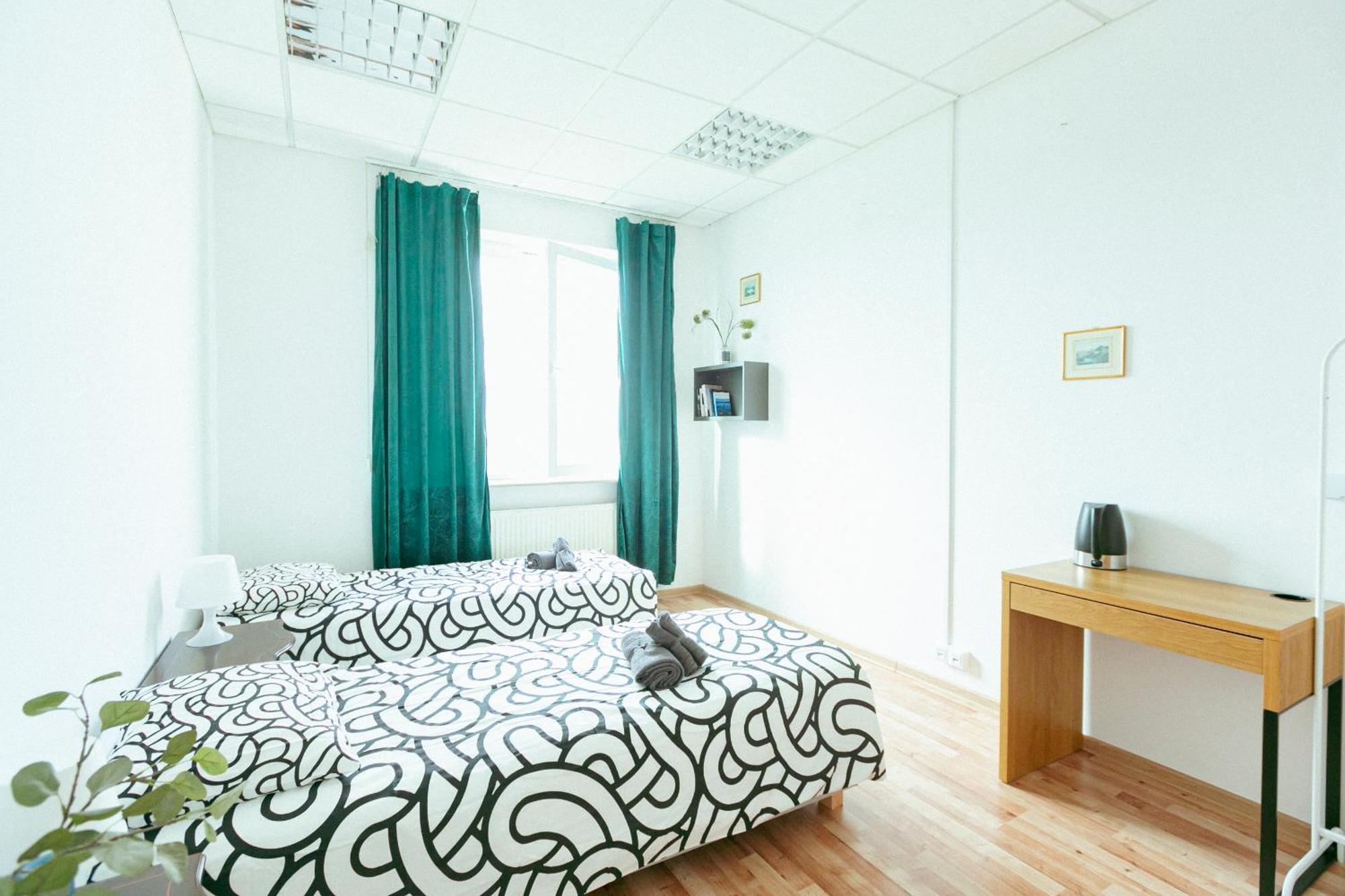 Hostel Metro Kabaty Varşova Dış mekan fotoğraf
