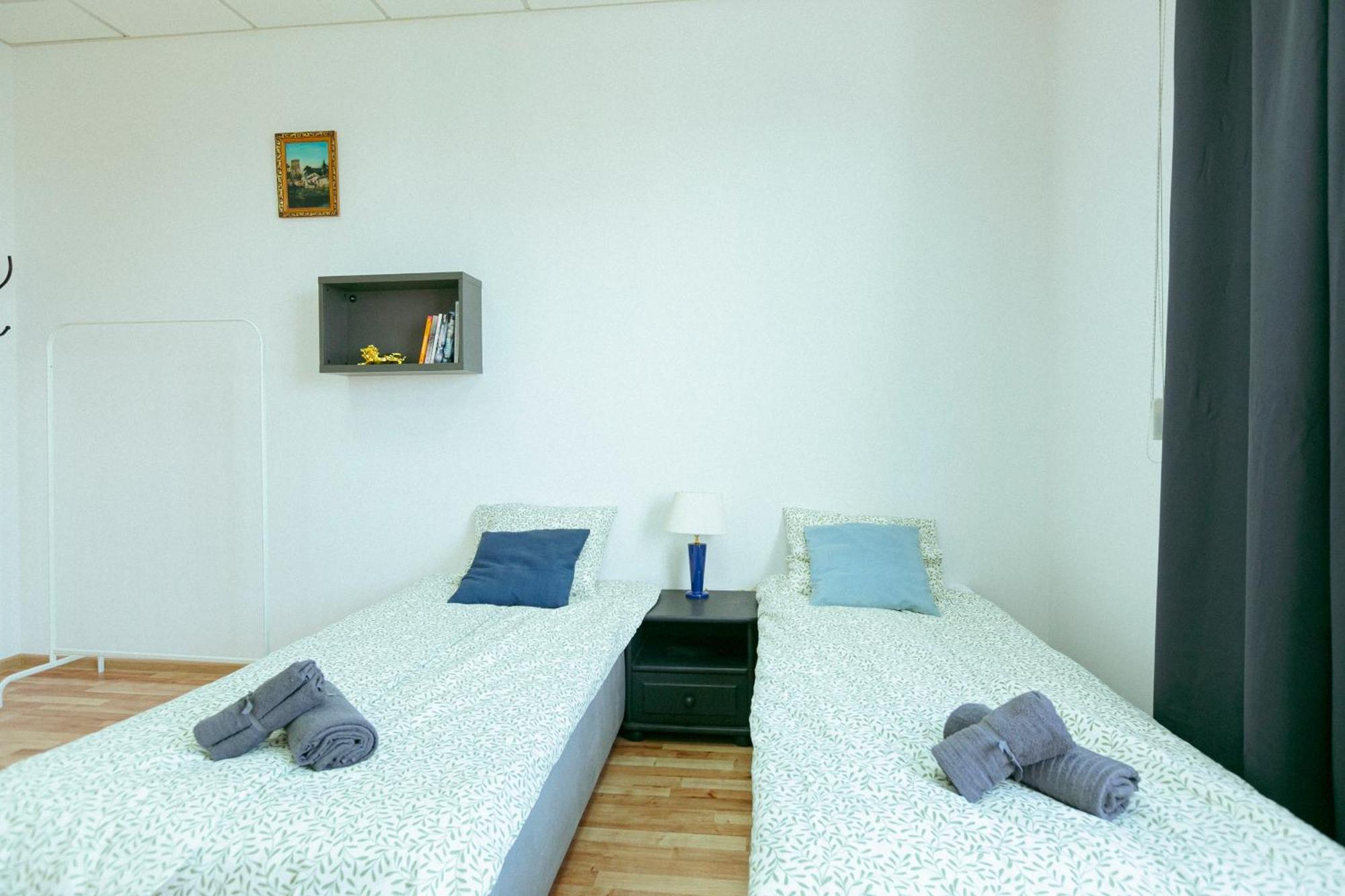 Hostel Metro Kabaty Varşova Dış mekan fotoğraf