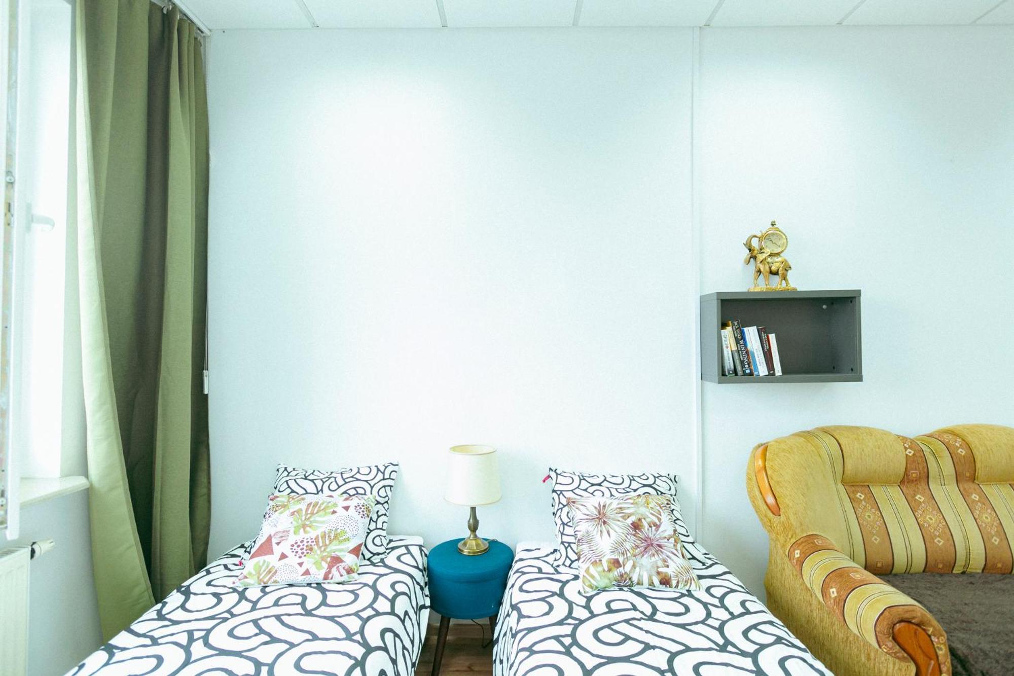 Hostel Metro Kabaty Varşova Dış mekan fotoğraf