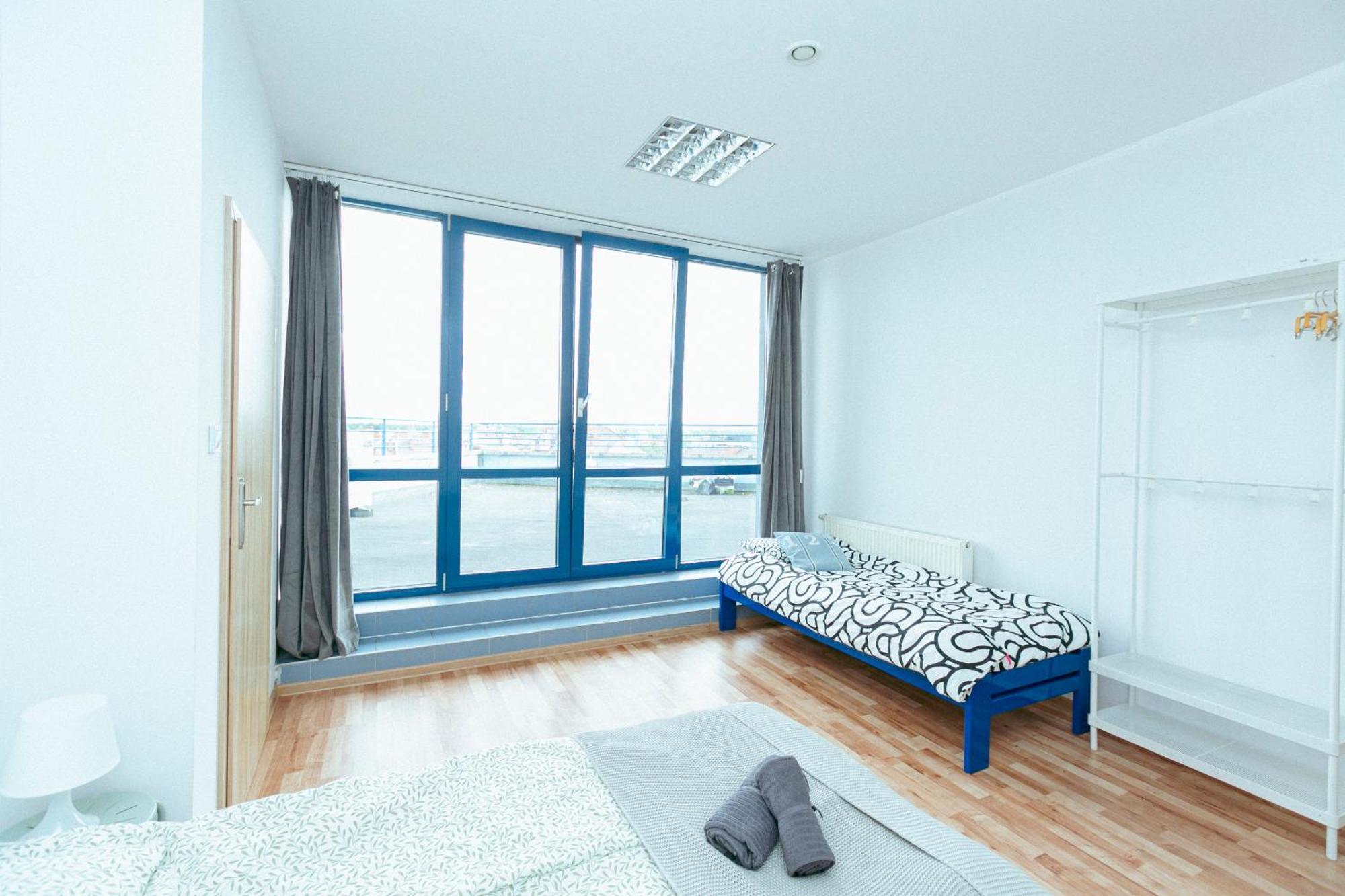 Hostel Metro Kabaty Varşova Dış mekan fotoğraf