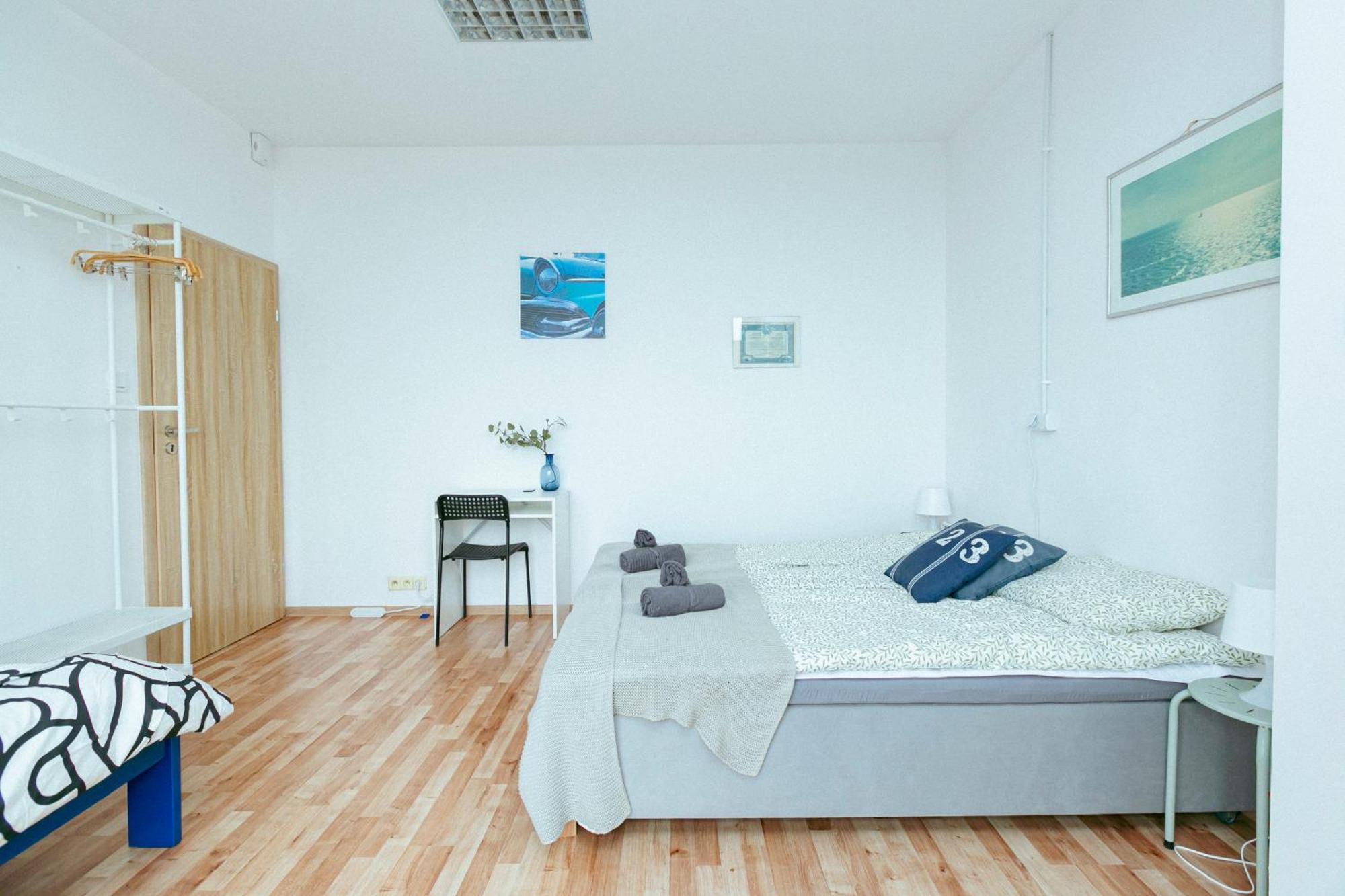 Hostel Metro Kabaty Varşova Dış mekan fotoğraf